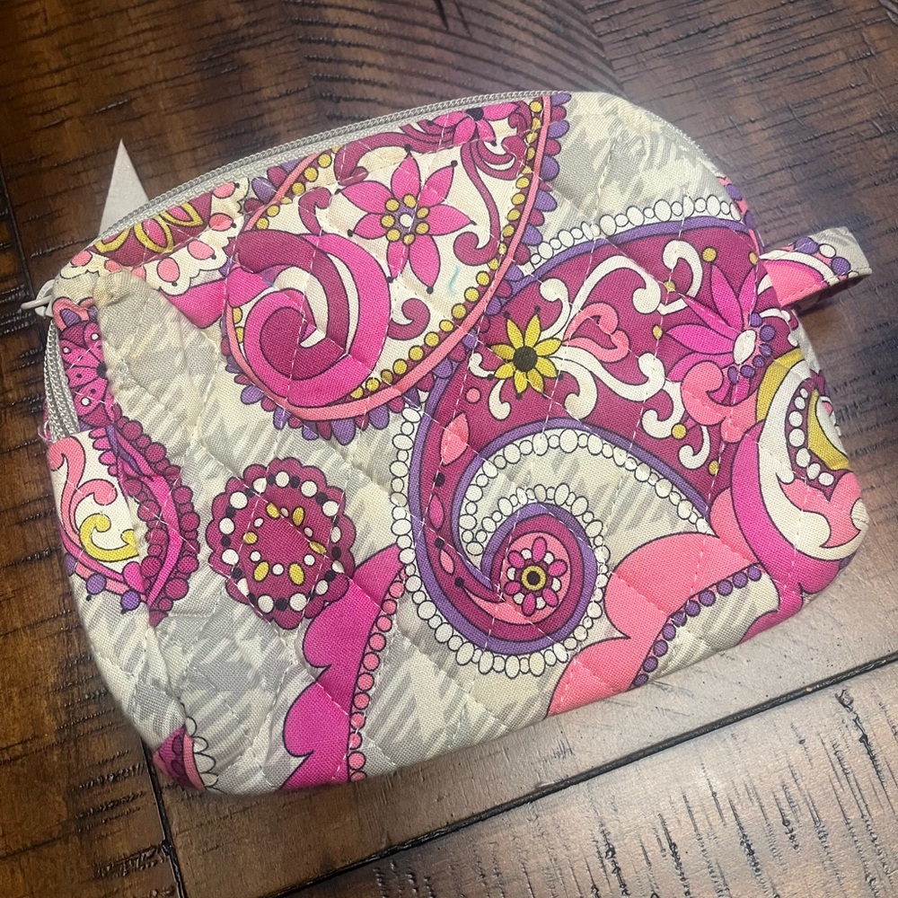 ✨Vera Bradley Paisley Quilted  Bag✨